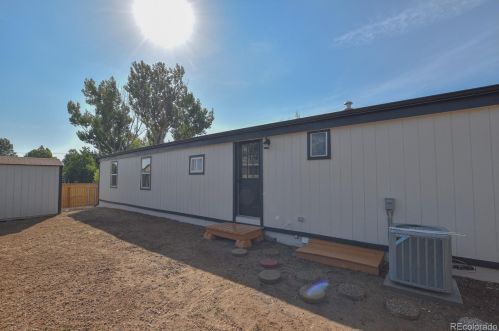 200 Zante, Aurora CO 80603-5706 exterior