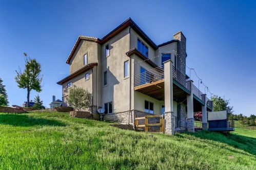 440 Sunrise Dr, Lakewood, CO 80401