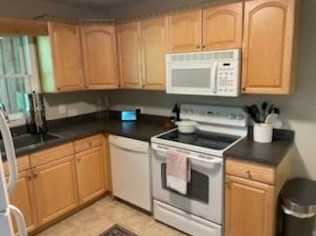 2741 Drew Valley Rd, Atlanta GA  30319-3711 exterior