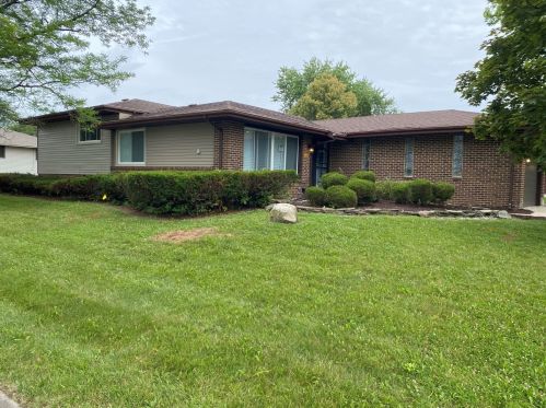 656 Willow Rd, Matteson, IL 60443-1354