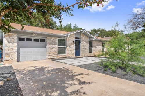 2508 Cockburn Dr, Austin TX  78745-4339 exterior