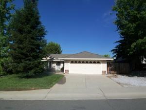 1616 Imperial Dr, Redding, CA 96003-7369