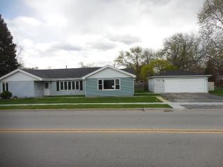 11500 Natchez Ave, Worth, IL 60482-2318