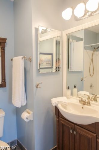 48 Green Heron Dr, Hackettstown NJ  07840-3330 exterior