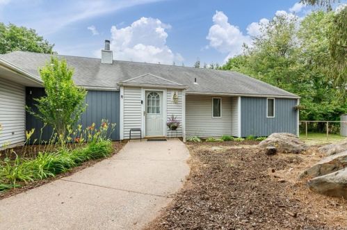 219 Griffin Rd, Wapping, CT 06074-1215