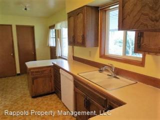 17006 Morrison Ct, Portland OR  97233-4362 exterior