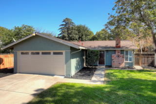 438 Swan Dr, Livermore, CA 94551-2519