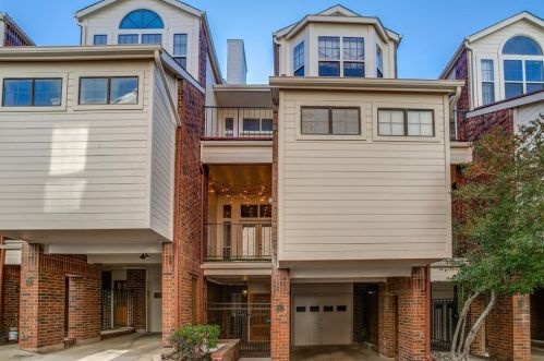 3235 Cole Ave, Dallas TX  75204-1316 exterior