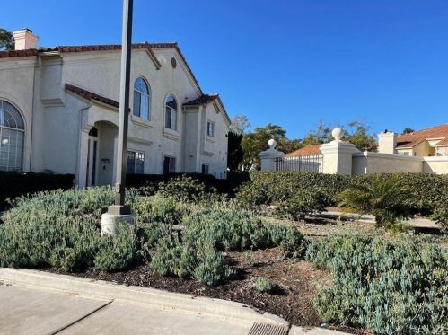 730 Breeze Hill Rd, Vista CA  92081-4319 exterior