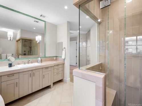 401 Adams St, Denver CO  80206-4410 exterior