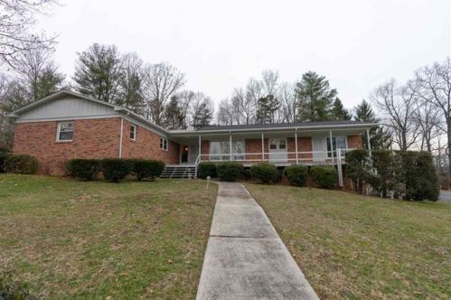 166 Vistamont Dr, Richmond National Battlefiel, VA 22835-9109