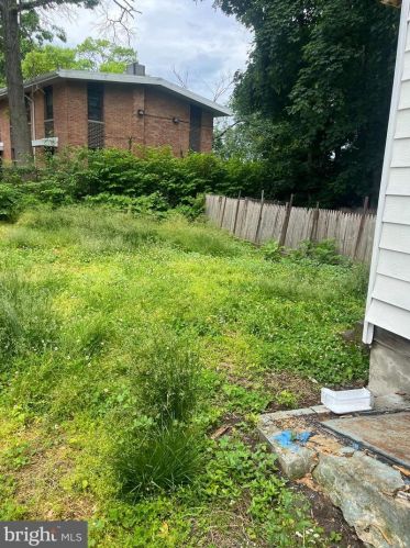 5982 20 St, Philadelphia PA 19138-2447 exterior