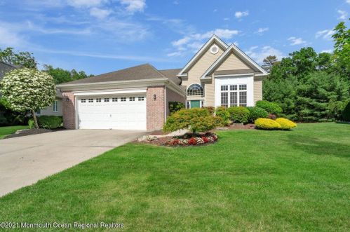 41 Crooked Stick Rd, Jackson Twp, NJ 08527-4032