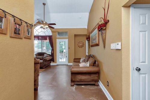 7658 Beaver Head Rd, Fort Worth, TX 76137-5116