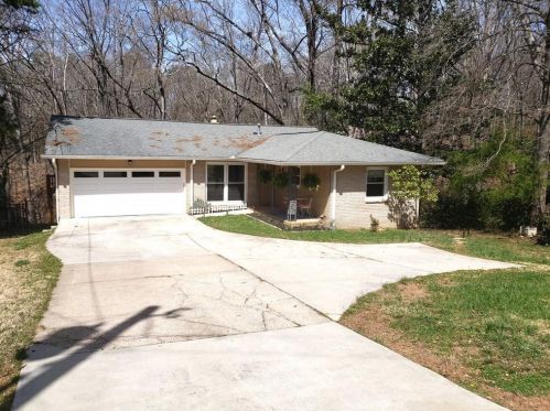 730 Honeysuckle Rd, Gainesville, GA 30501-1625