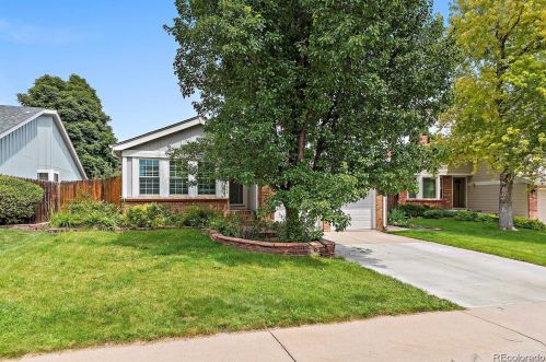 7932 Valentia St, Englewood CO 80112-3302 exterior