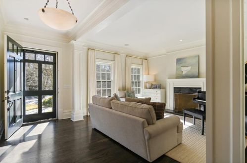 414 Brentwood Dr, Atlanta GA  30305-3205 exterior