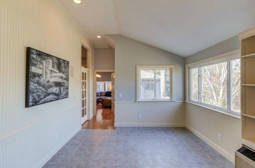 2721 Log Cabin Dr, Atlanta GA  30339-1546 exterior