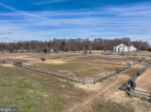 2874 Patuxent Riv Rd, Davidsonville MD 21035-2237 exterior