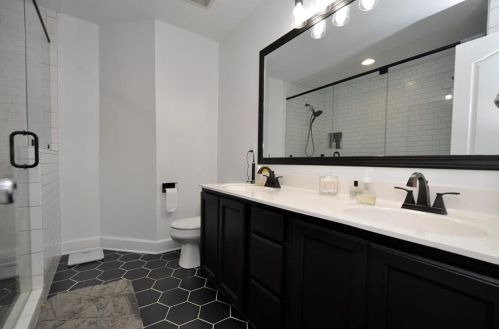 202 Valley Xing, Holly Springs GA  30114-1231 exterior