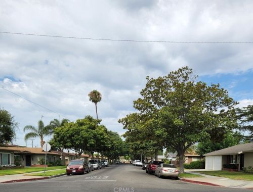 2109 Juno Ave, Anaheim CA  92804-4518 exterior