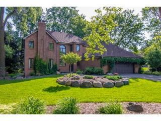 7920 Pinehurst Rd, Saint Paul MN  55125-2379 exterior