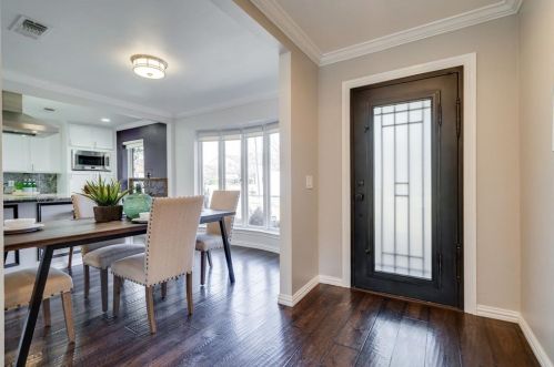 3817 Westminster Dr, Carrollton TX 75007-2465 exterior