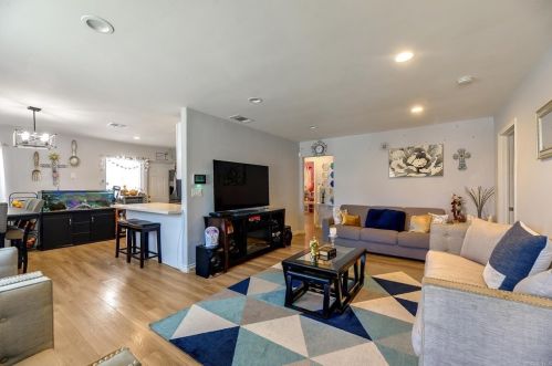 1745 Englewood Dr, Lemon Grove, CA 91945-4205