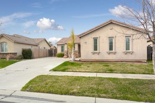 1725 Twisted River Dr, Arboga, CA 95901-8251