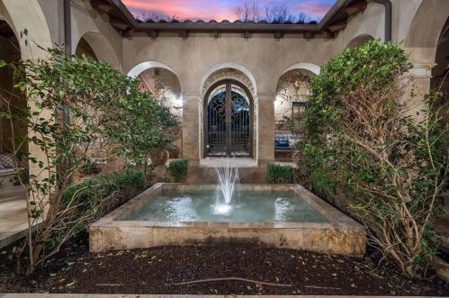 425 Brandon Way, Austin, TX 78733-3272