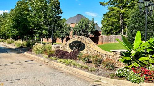 210 Stanley Ct, Mcdonough, GA 30252-4192