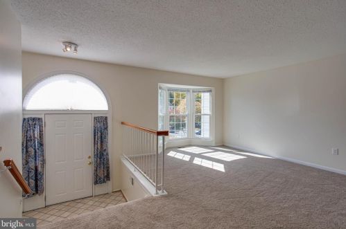 4007 Wood Swallow Ct, Burtonsville, MD 20866-1346