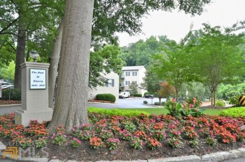 1643 Briarcliff Rd, Atlanta GA  30306-2125 exterior