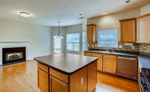 5387 Heyward Pl, Atlanta GA  30349-1256 exterior