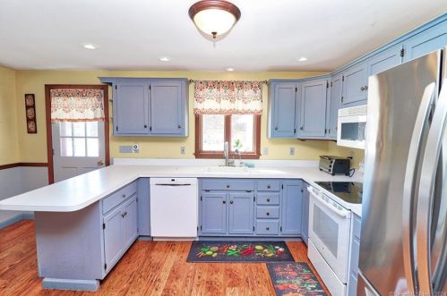 79 Brass Mill Dam Rd, Torrington CT  06790-2702 exterior