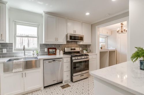 6104 Locke Ave, Fort Worth TX  76116-4635 exterior