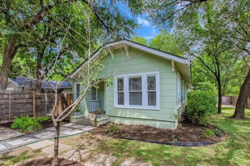 3901 Becker Ave, Austin, TX 78751-5208
