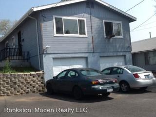 1343 Pleasant Ave, Klamath Falls OR  97601-6545 exterior