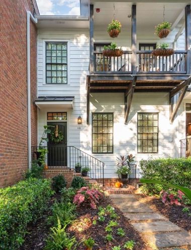 118 Hubbard Rd, Holly Springs, GA 30188-5004