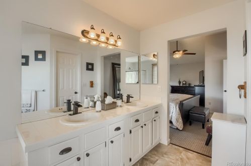 5492 Cathay Way, Denver CO 80017-4442 exterior