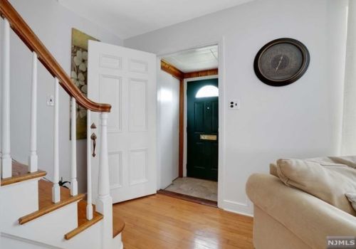 30 Woodside Ave, Paterson, NJ 07506-2237