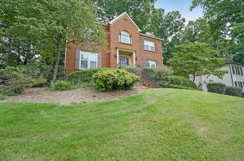 4438 Brandon Dr, Marietta, GA 30066-2126