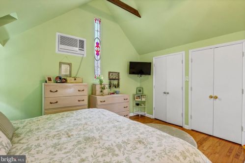 419 12 St, Philadelphia PA 19123-3733 exterior