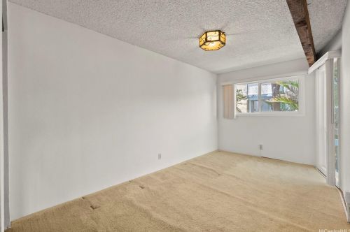 5287 Poola St, Honolulu HI  96821-1556 exterior