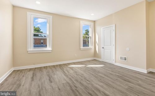 24 Adella Ave, Trenton NJ  08609-2002 exterior