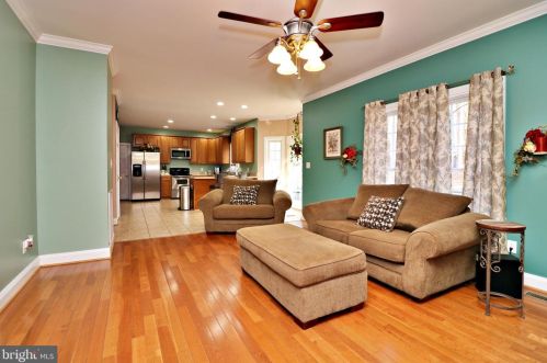 1756 Johnnycake Ln, Harpers Ferry WV 25425-6078 exterior