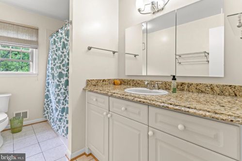 14104 Northwyn Dr, Silver Spring MD exterior