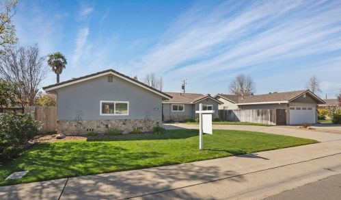 351 Wood Dr, Lodi, CA 95242-3331