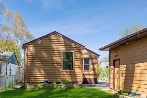 1862 4th St, Saint Paul MN  55110-3165 exterior