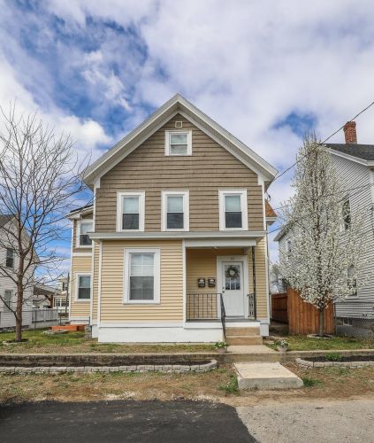 32 Spalding St, Nashua, NH 03060-4737